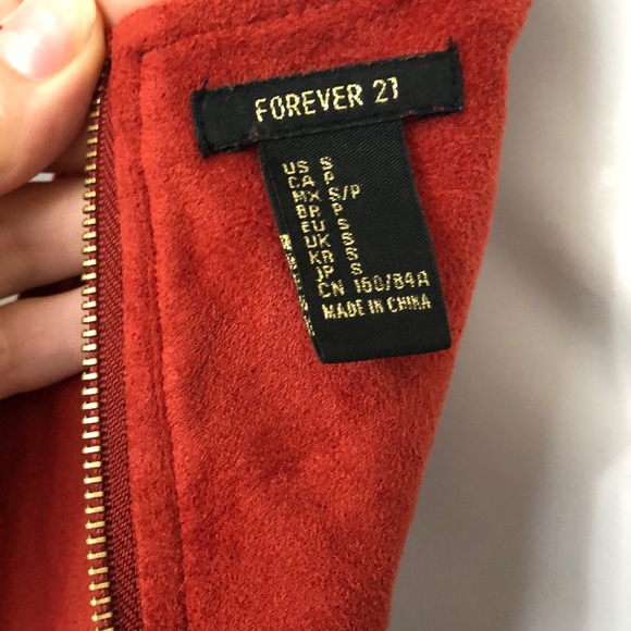 Suede crop top - Picture 4 of 4